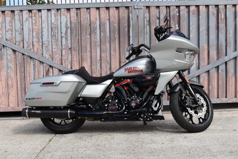 2025 Harley-Davidson® CVO™ Road Glide® ST FLTRXSTSE