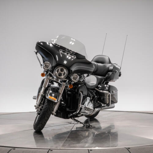 2016 HARLEY-DAVIDSON FLHTK LIMITED in Vivid Black thumb 0