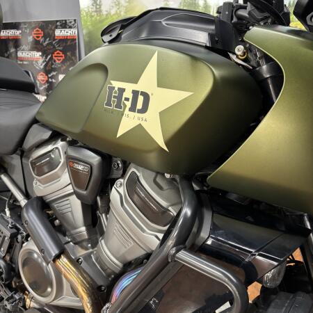 2022 Harley-Davidson® Pan America™ 1250 Special MNR GRN DNM DLX thumb 3