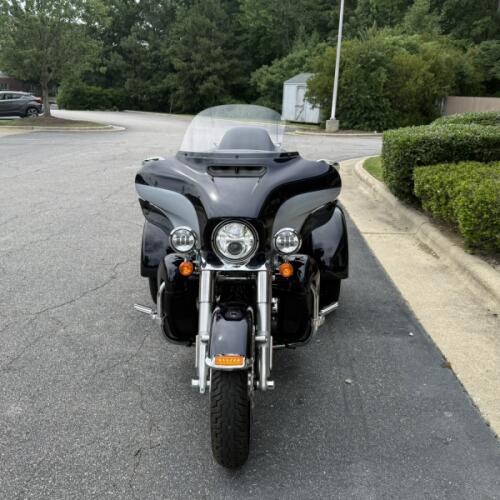 FLHTCUTG 2019 Tri Glide® Ultra thumb 0