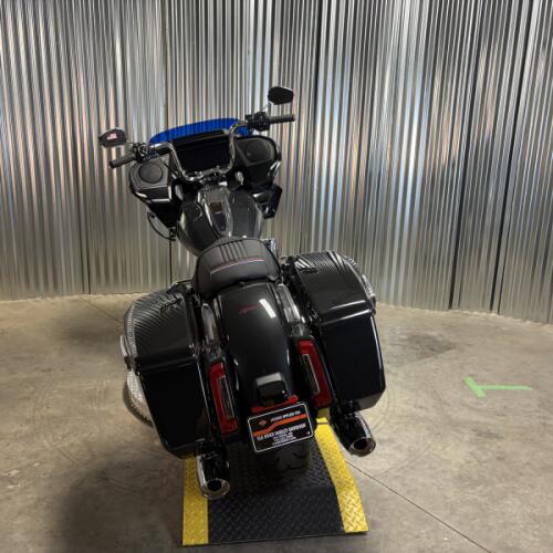 2026 Harley-Davidson® Road Glide® MIDNIGHT EMBER thumb 1