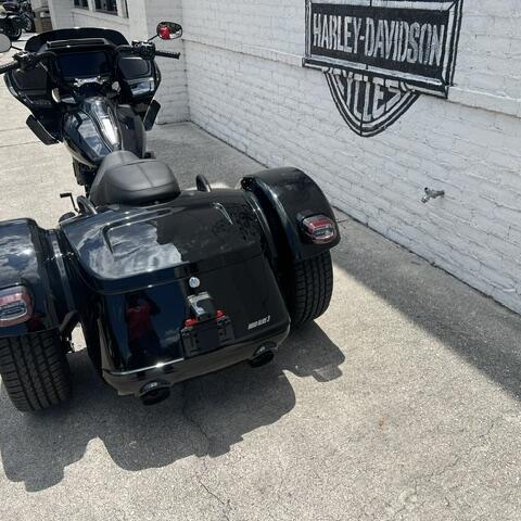 FLTRT 2026 Road Glide 3 thumb 3
