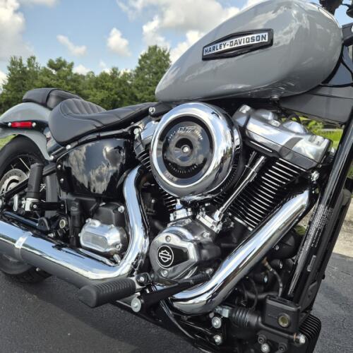 FXBB 2026 Street Bob® thumb 3