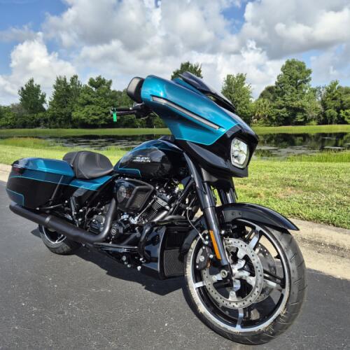 FLHX 2026 Street Glide® thumb 2