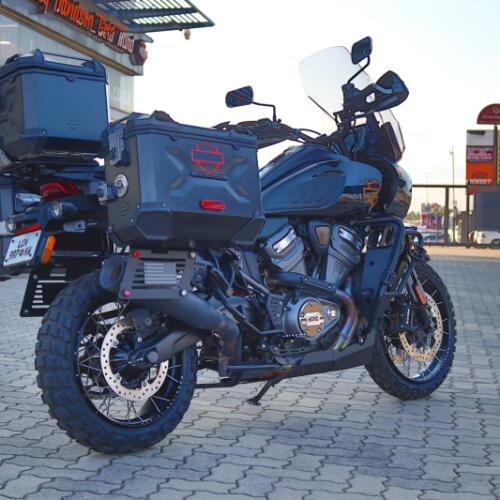 2022 Harley-Davidson® Pan America™ 1250 Special Black thumb 0