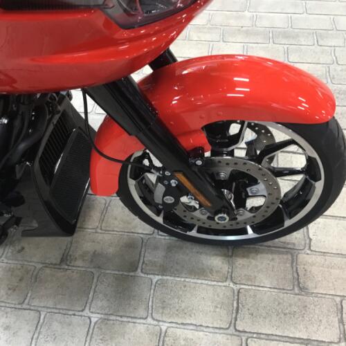 2026 Harley-Davidson® Road Glide 3 Blood Orange thumb 2
