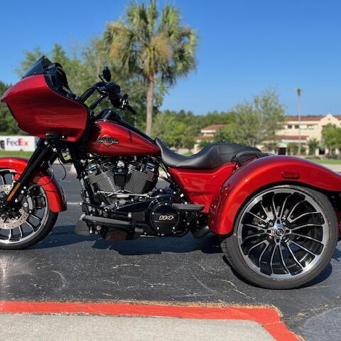 FLTRT 2025 ROAD GLIDE 3 thumb 0