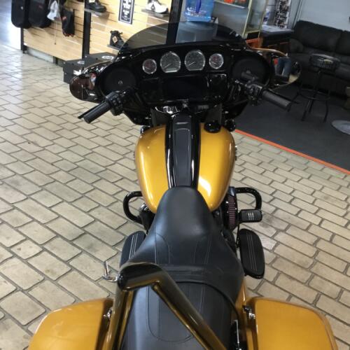 2023 Harley-Davidson® Street Glide® Special Prospect Gold - Black Finish thumb 0