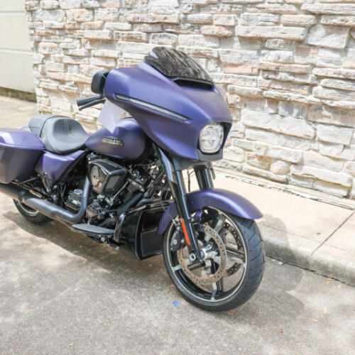 2025 Harley-Davidson® Street Glide™ FLHX thumb 3