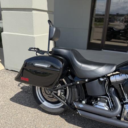 2012 Harley-Davidson® Fat Boy® Lo Vivid Black thumb 2
