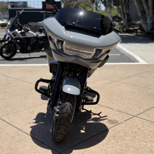 2025 Harley-Davidson® Road Glide® Billiard Gray thumb 3