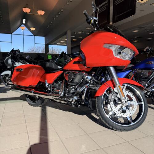 2026 Harley-Davidson Road Glide FLTRX thumb 3