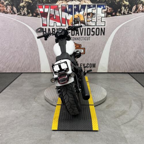 2026 FXLRS Low Rider® S thumb 2
