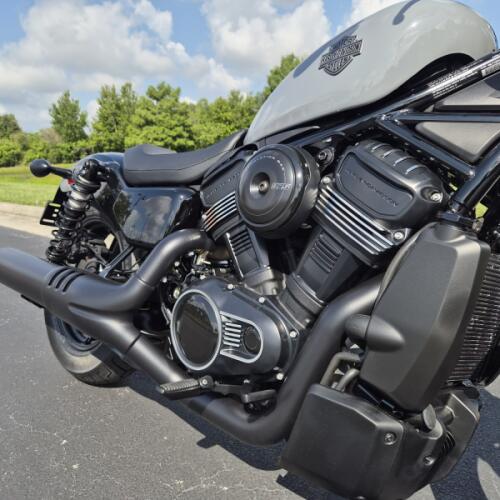 RH975 2026 Nightster® thumb 3