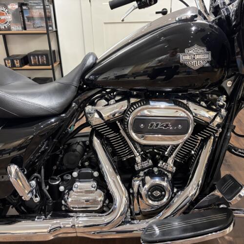FLTRXS 2023 Road Glide® Special thumb 3
