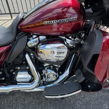 2017 Harley-Davidson Ultra Limited Low FLHTKL thumb 3