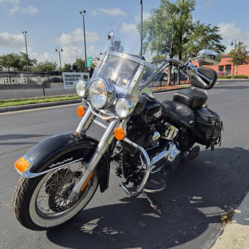 FLSTC 2013 Heritage Softail® Classic thumb 1