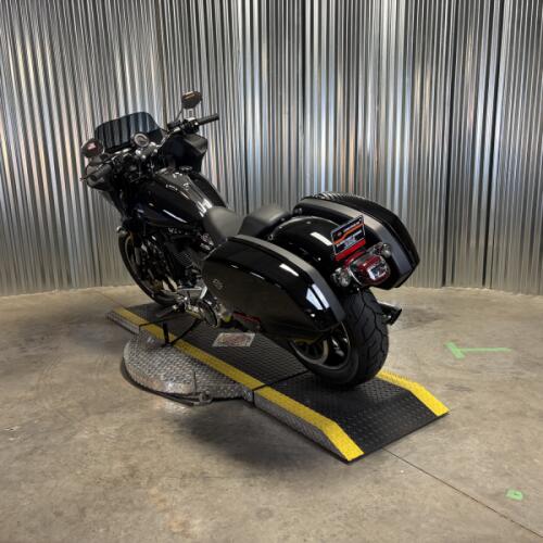 2026 Harley-Davidson® Low Rider® ST Vivid Black Black Trim thumb 0