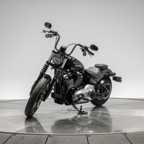 New 2026 Harley-Davidson FXBB Softail Street Bob in Vivid Black with Laced Wheels with 10 miles thumb 0