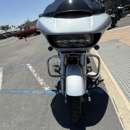 2023 Harley-Davidson® Road Glide® thumb 1