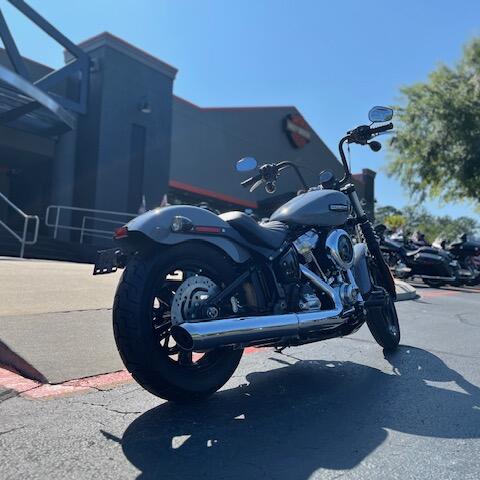 FXBB 2026 Street Bob® thumb 2