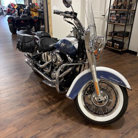 2015 Harley-Davidson® Softail® Deluxe thumb 0