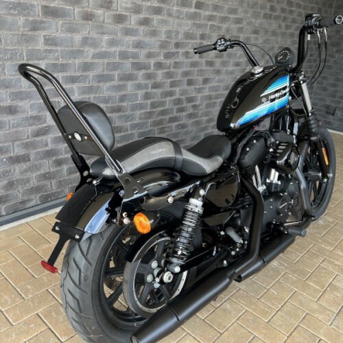 2019 Harley-Davidson® Iron 1200™ Vivid Black thumb 2