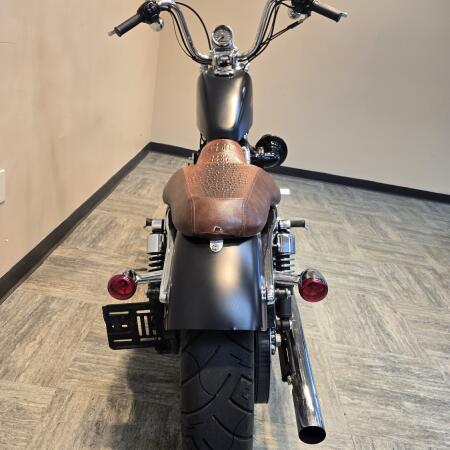 2014 Harley-Davidson® Seventy-Two® Black Denim XL1200V thumb 2