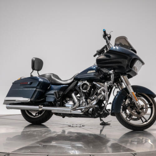 2016 HARLEY-DAVIDSON FLTRXS ROAD GLIDE SPECIAL in Cosmic Blue Pearl thumb 3