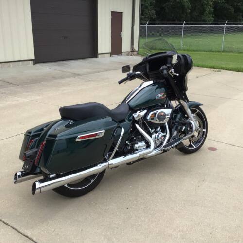 FLHX 2024 Street Glide® thumb 1