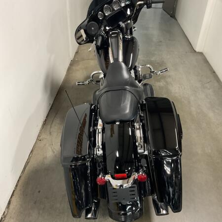 2023 Harley-Davidson® Street Glide® Special Vivid Black thumb 1