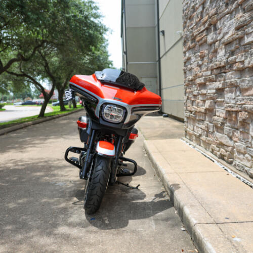 2024 Harley-Davidson® CVO™ Street Glide® FLHXSE thumb 1