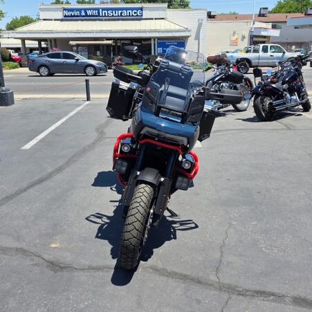 RA1250SE 2025 CVO™ Pan America® thumb 0