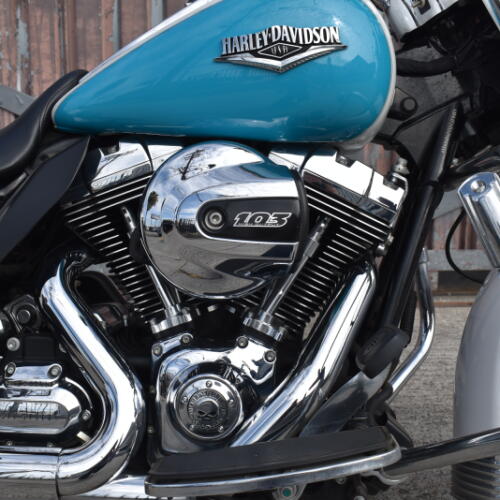 2016 Harley-Davidson® Road King® FLHR thumb 2