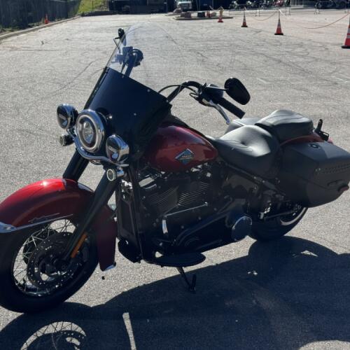 2026 Harley-Davidson® Heritage Classic thumb 1