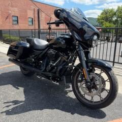 2022 Harley-Davidson® Street Glide® ST FLHXST thumb 1