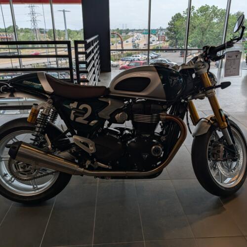2027 Triumph Speed Twin 1200 Cafe Racer thumb 3
