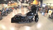 2025 Harley-Davidson® Road King® Special Vivid Black
