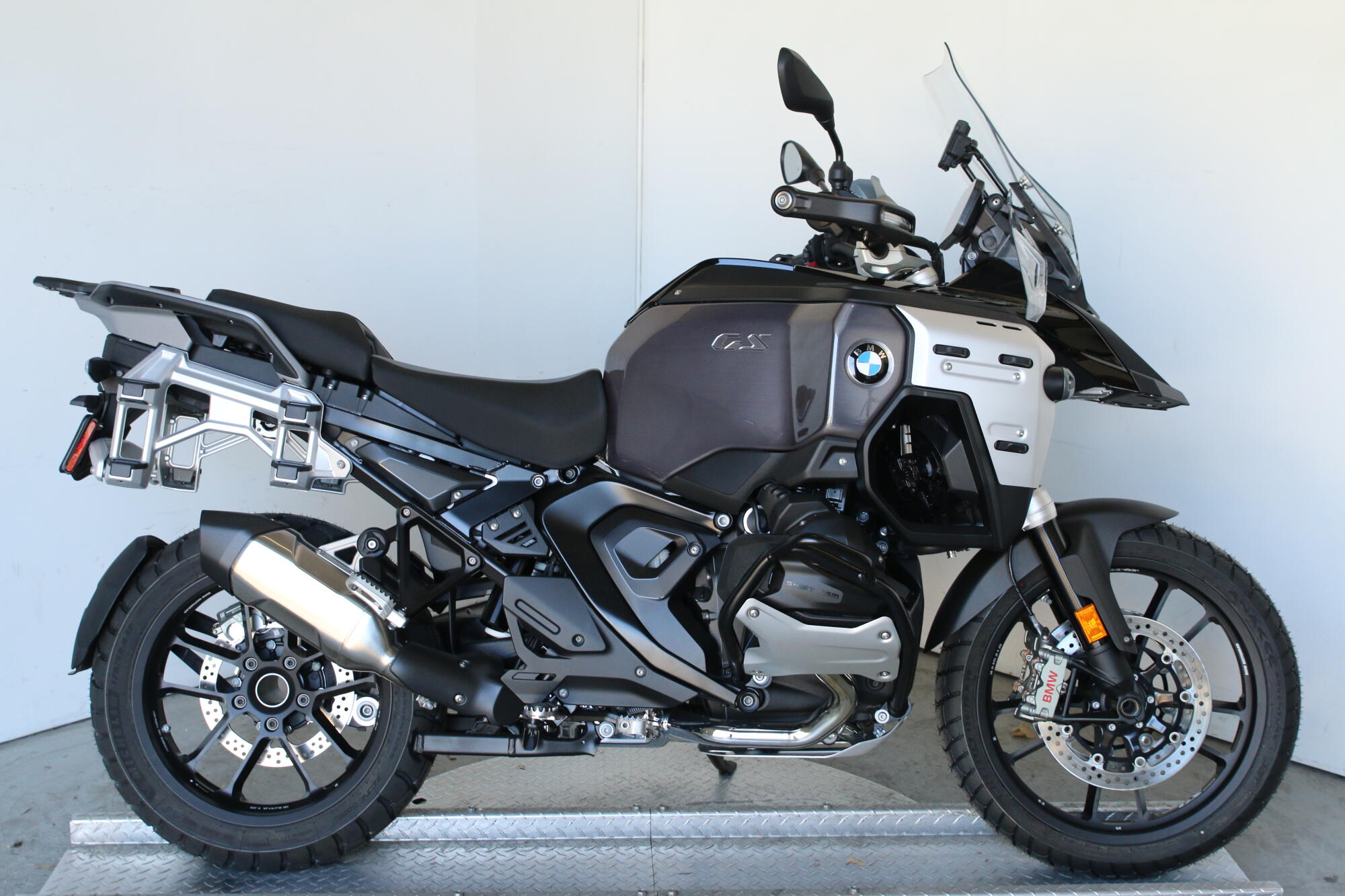 2026 BMW Motorrad R 1300 GS Adventure R1300GSA, photo 2