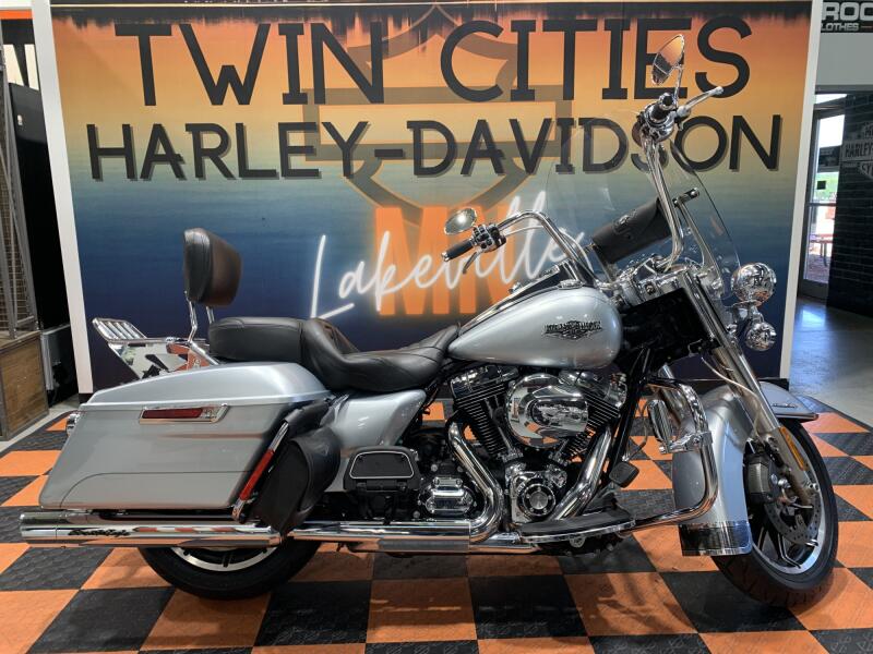 2014 Harley-Davidson Road King FLHR