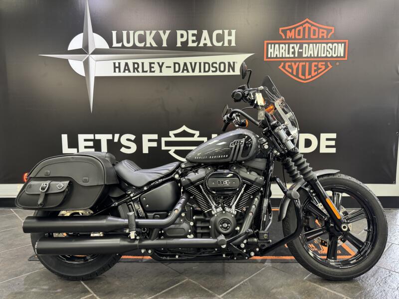 2022 Harley-Davidson® Street Bob® 114 Gauntlet Gray Metallic