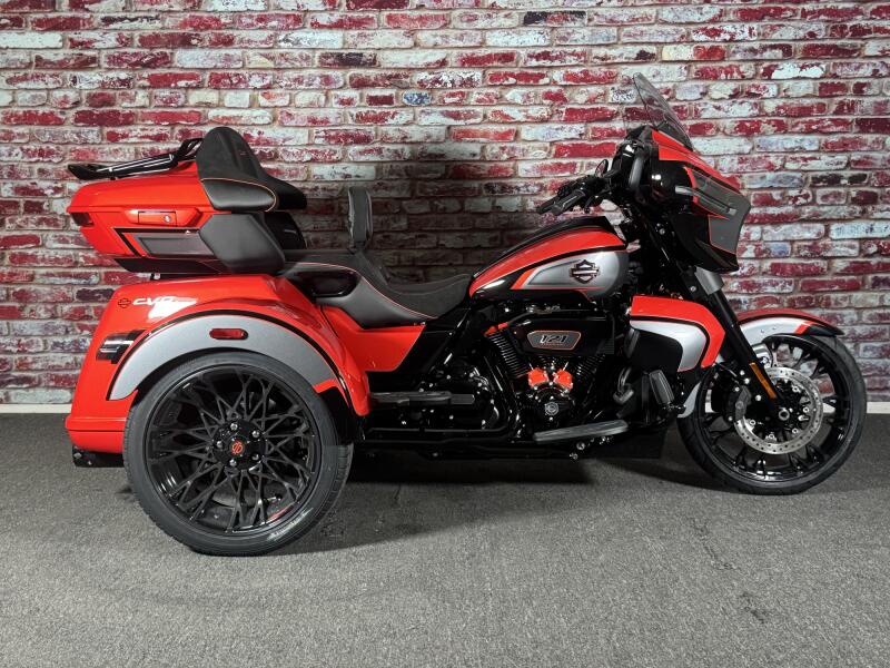 FLHLTSE 2026 CVO Street Glide 3 Limited