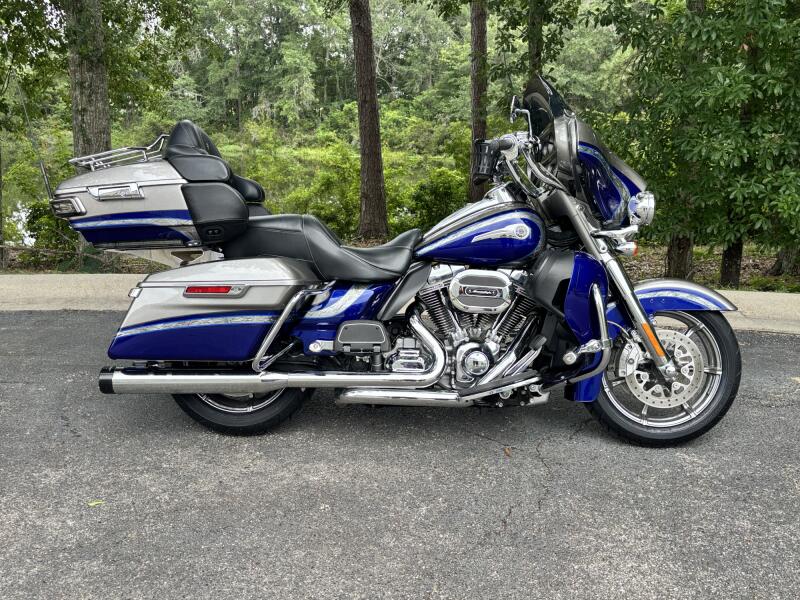 FLHTKSE 2016 CVO™ Limited