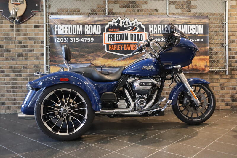 2023 Road Glide® 3 (FLTRT)