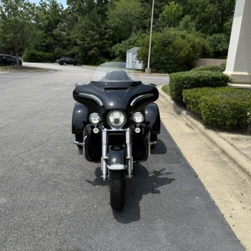 flhtcutg 2016 Tri Glide® Ultra thumb 0