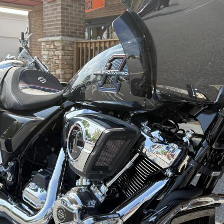 2026 Libert Edition Road Glide Midnight Ember thumb 2