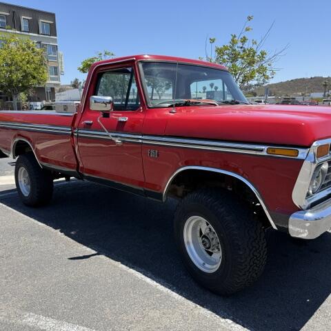 1975 Ford F250 thumb 1