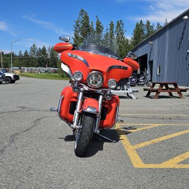 2012 Harley-Davidson® Electra Glide® Ultra Limited  thumb 2
