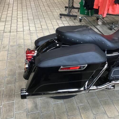 2017 Harley-Davidson® Road King® Vivid Black thumb 1