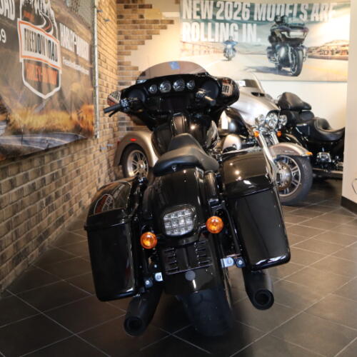 2022 Street Glide® ST (FLHXST) thumb 3